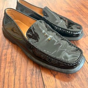 Tod's Black Patent Leather Women's Gommino Loafers Holiday | Size 39 / US 8.5
